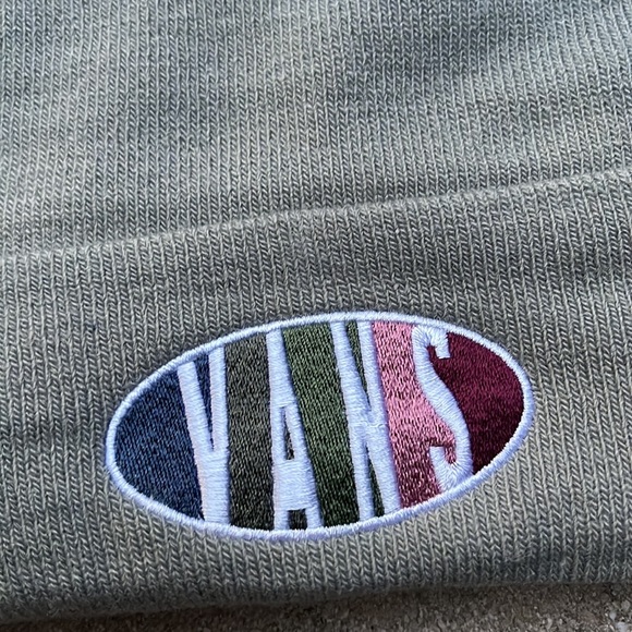 Vans WM Breakin Curf Grey Beanie Skateboarding Hat Women & Men VN0A5GUV85T - Picture 14 of 16